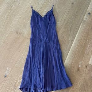Gorgeous lilac blue dress with underlining Jones New York crinkle fabric
